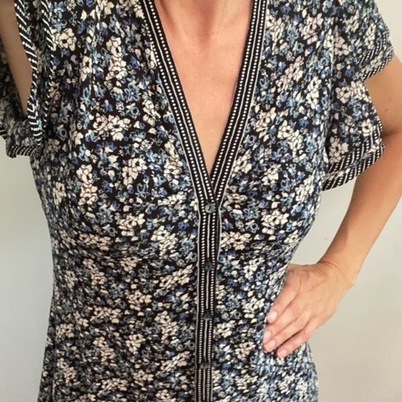 Max Studio Dress Woman's Size Medium (Please see measurements) Dark Green Floral - Picture 10 of 12